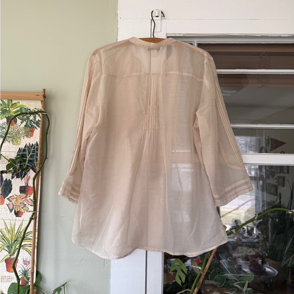 Coldwater Creek Sheer Ivory Tunic Blouse with Pearled Buttons - Picture 4 of 5